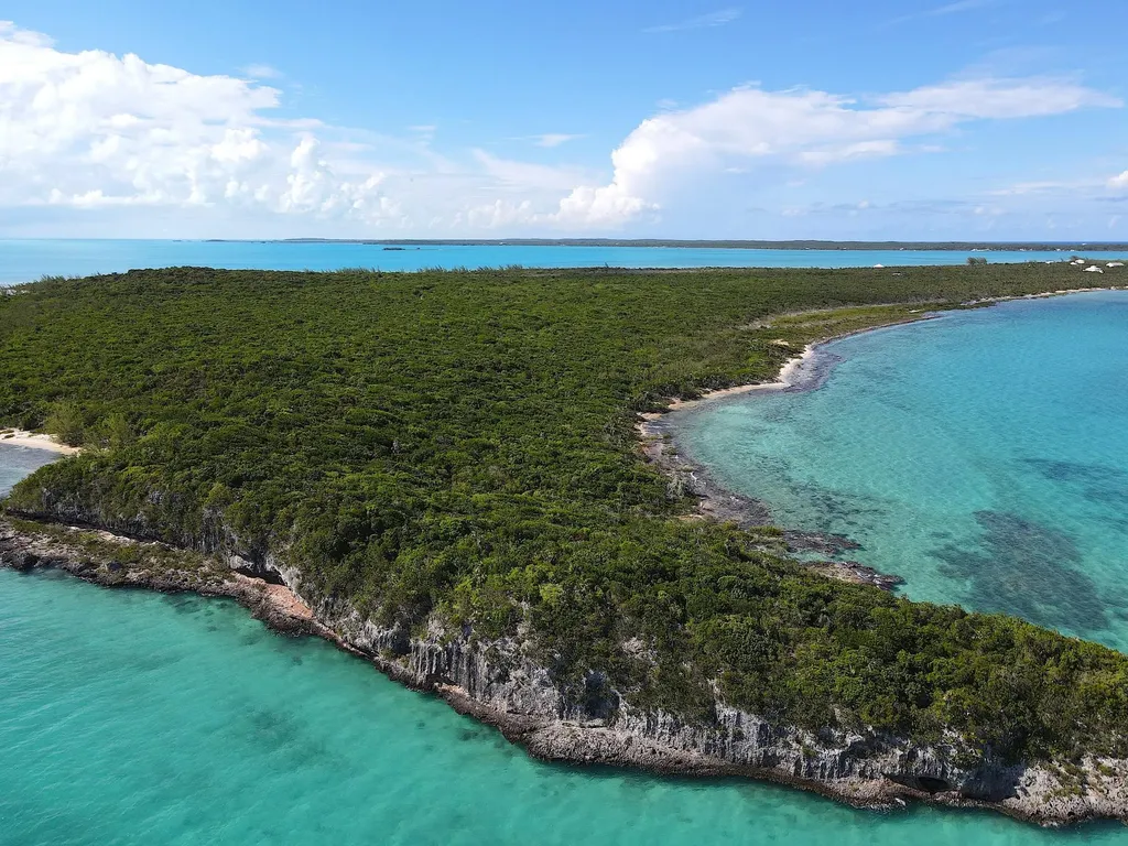 Elevated Waterfront Lot Long Island BS