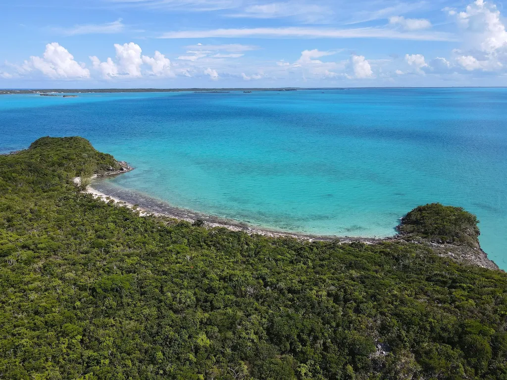 Elevated Waterfront Lot Long Island BS