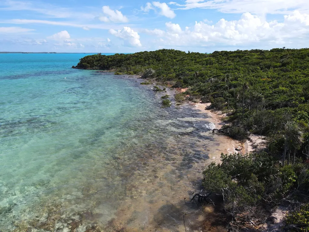 Elevated Waterfront Lot Long Island BS