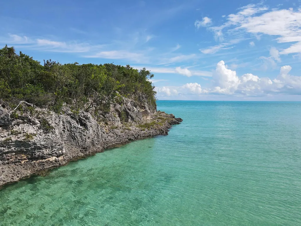 Elevated Waterfront Lot Long Island BS