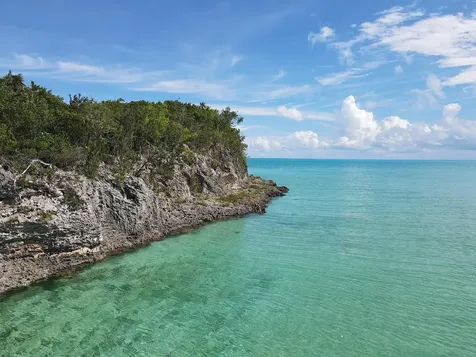 Elevated Waterfront Lot Long Island BS