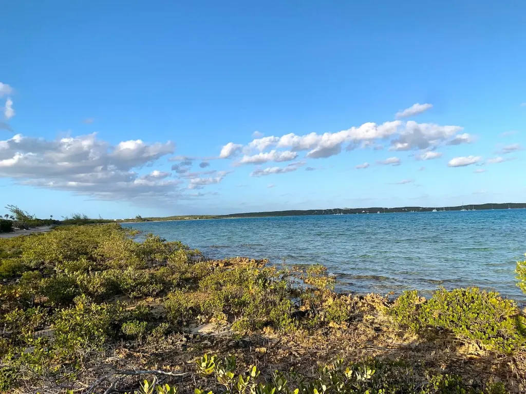 5 Acres - Waterfront Long Island BS