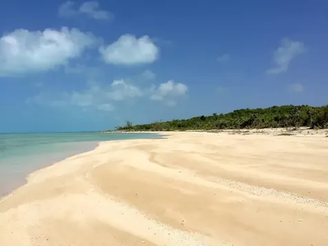 21 Acres Beachfront Long Island BS