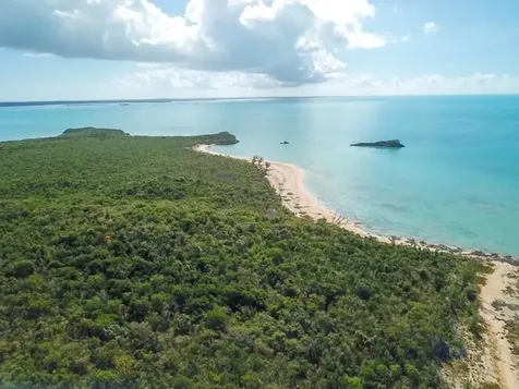 21 Acres Beachfront Long Island BS