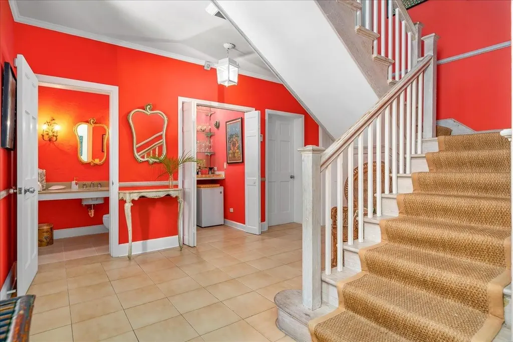 West Lyford Place New Providence Paradise Island BS