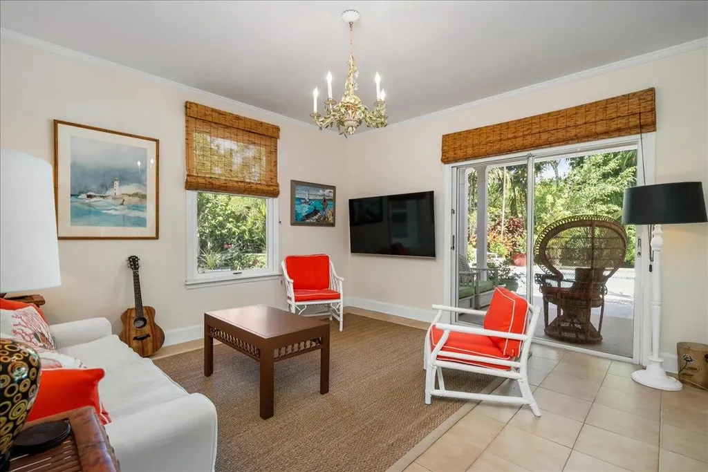 West Lyford Place New Providence Paradise Island BS