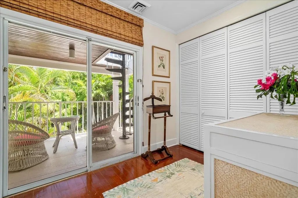 West Lyford Place New Providence Paradise Island BS