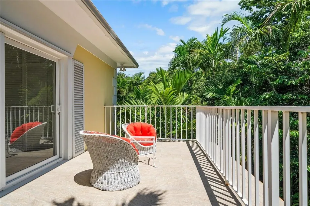 West Lyford Place New Providence Paradise Island BS