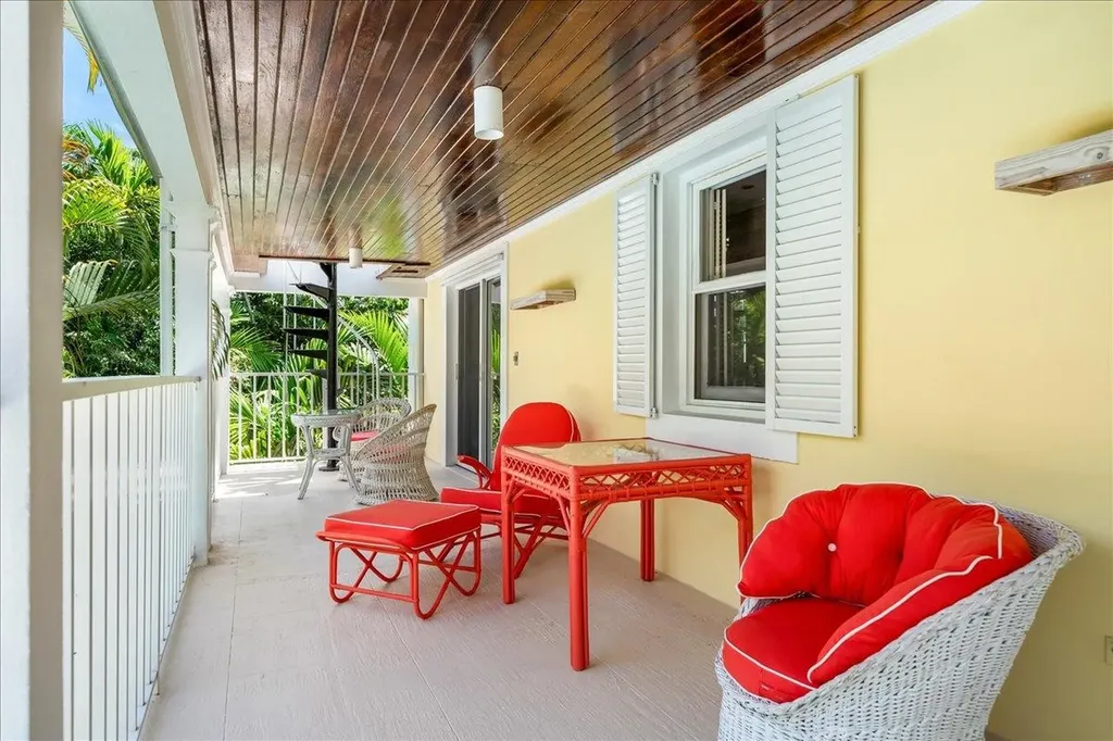 West Lyford Place New Providence Paradise Island BS