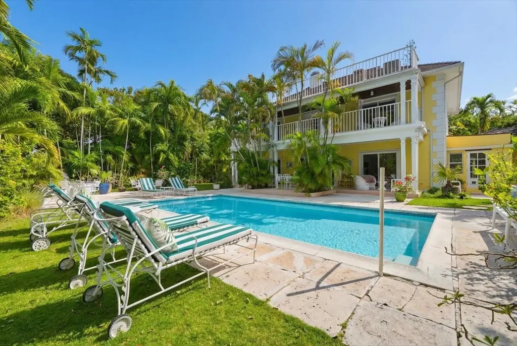 West Lyford Place New Providence Paradise Island BS