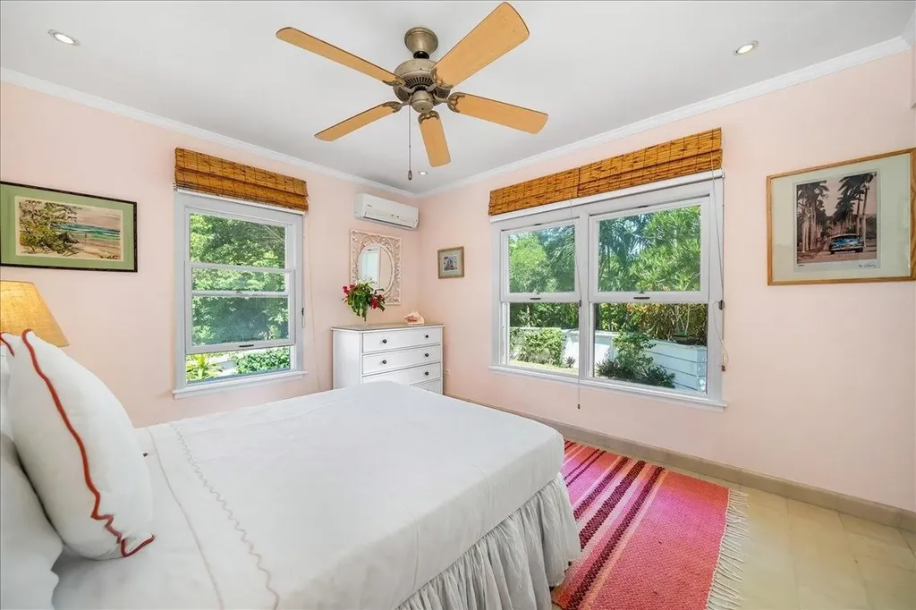 West Lyford Place New Providence Paradise Island BS