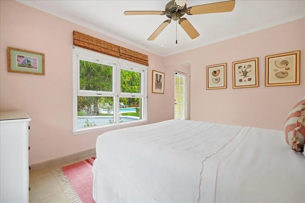 West Lyford Place New Providence Paradise Island BS