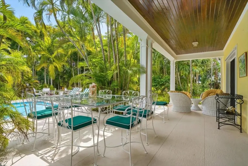 West Lyford Place New Providence Paradise Island BS