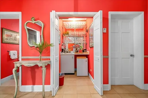 West Lyford Place New Providence Paradise Island BS