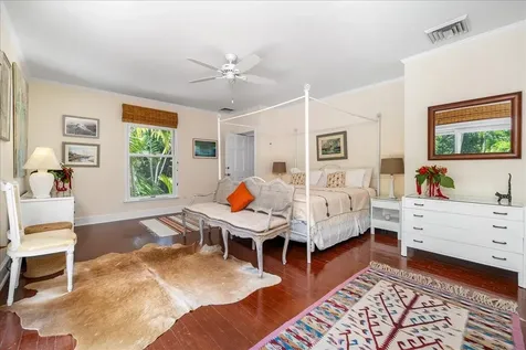 West Lyford Place New Providence Paradise Island BS