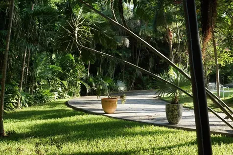 West Lyford Place New Providence Paradise Island BS