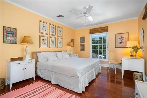 West Lyford Place New Providence Paradise Island BS