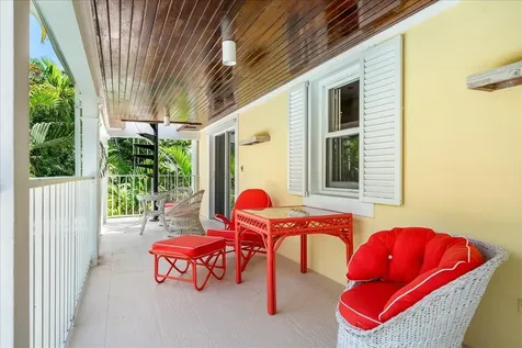 West Lyford Place New Providence Paradise Island BS