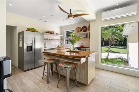 West Lyford Place New Providence Paradise Island BS