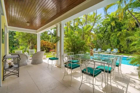 West Lyford Place New Providence Paradise Island BS