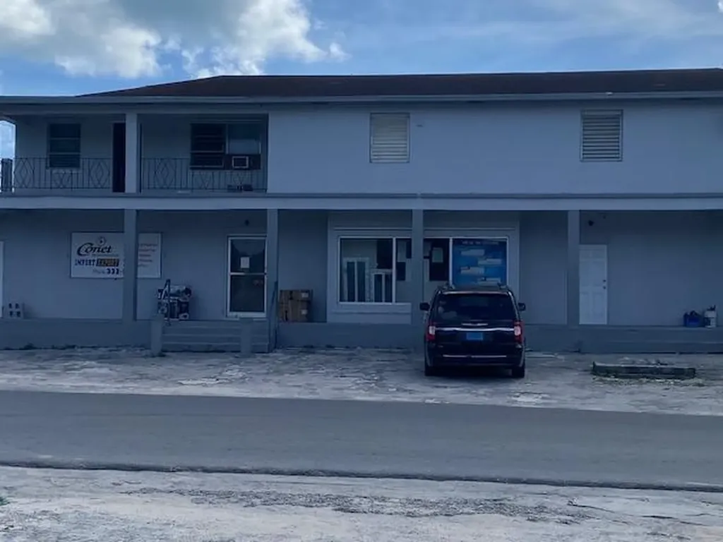 Queen's Highway, Palmetto Eleuthera BS