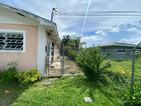 1438ft Nw Queen's Highway 43 Grand Bahama Freeport BS