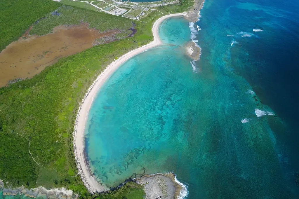 278 Acres South Schooner Abaco BS