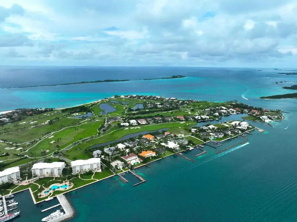 Harbour’s Way 100 New Providence Paradise Island BS