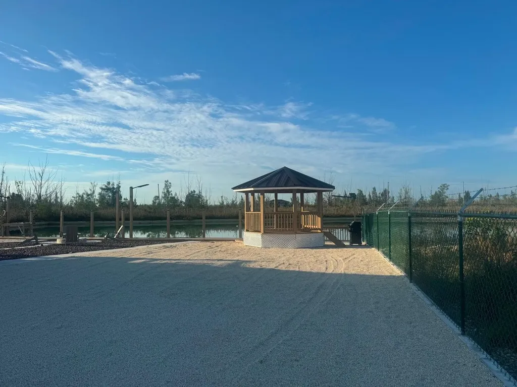 Aldham Road Dover Sound Grand Bahama Freeport BS