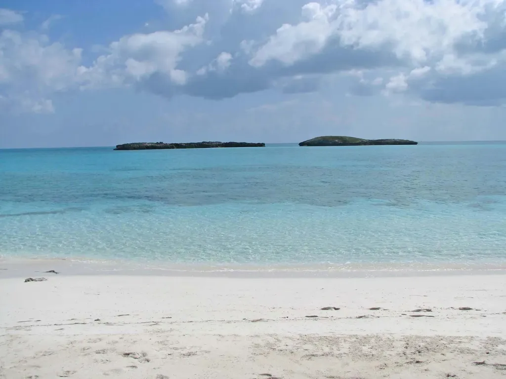 243 Acres Little Exuma Exuma BS