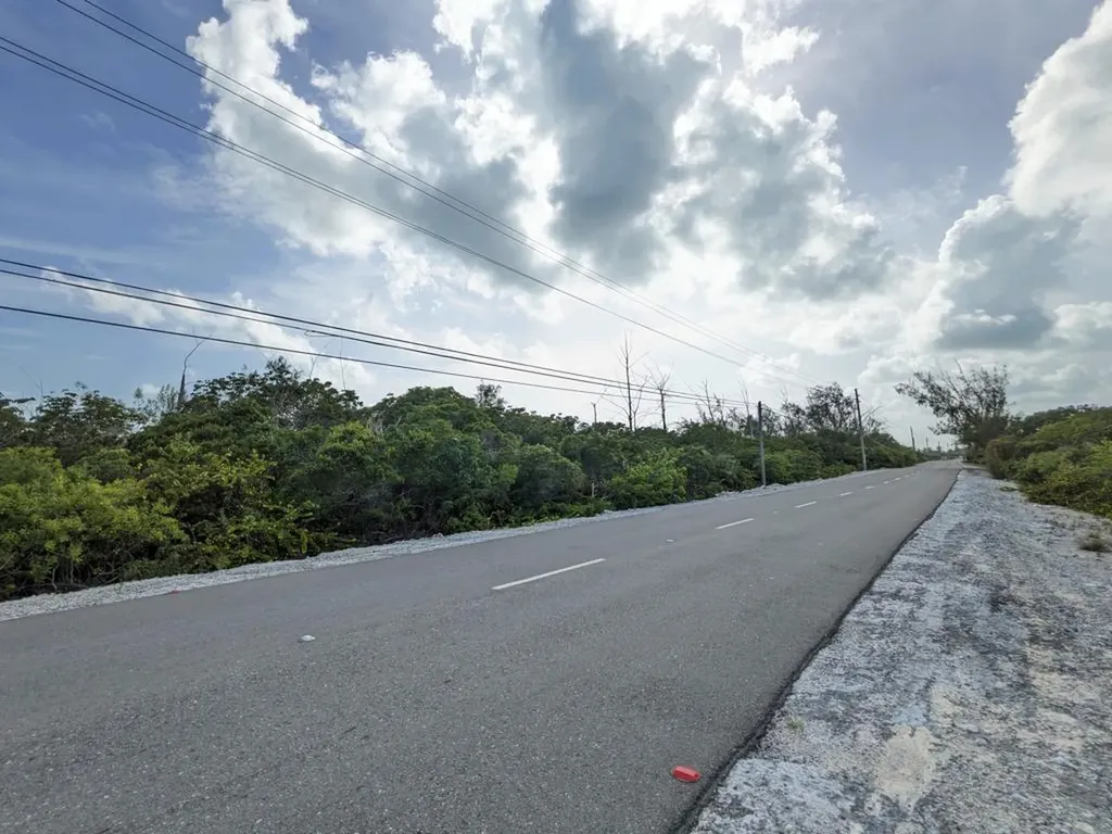 Queen's Highway 2 Acres Exuma BS