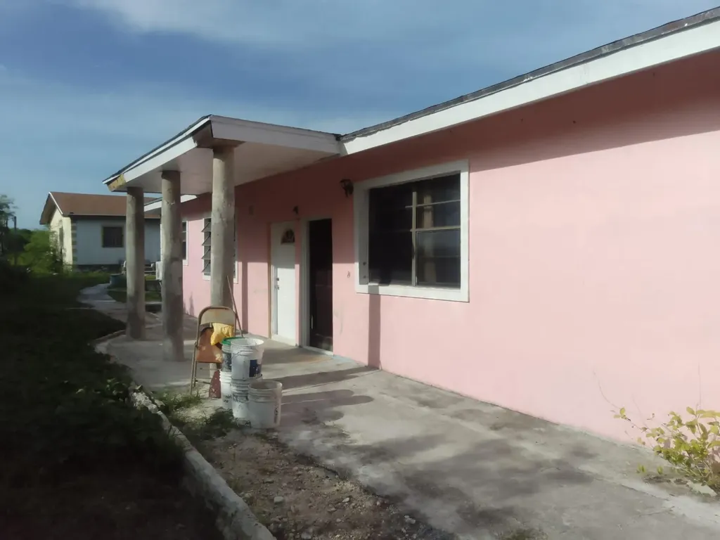 First Avenue Cockburn Twn San Salvador BS