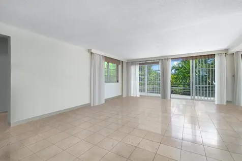 Camelot, Fox Hill Creek 8 New Providence Paradise Island BS