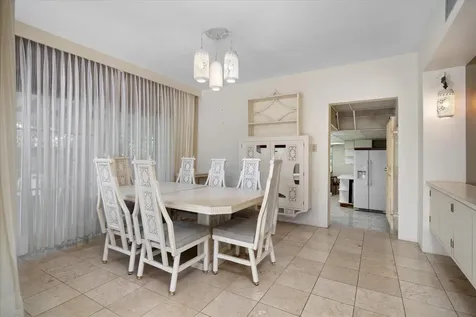 Camelot, Fox Hill Creek 8 New Providence Paradise Island BS