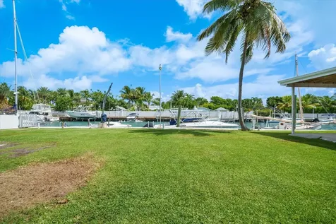 Camelot, Fox Hill Creek 8 New Providence Paradise Island BS