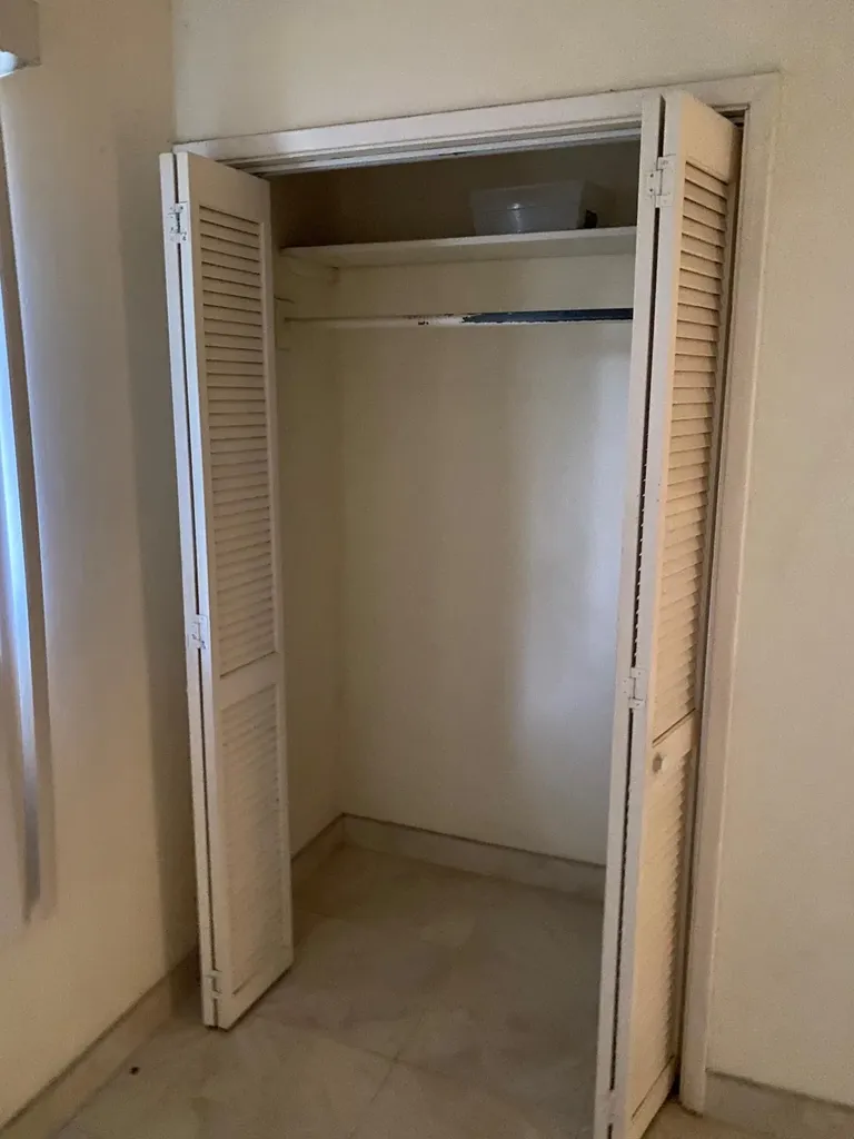 Lucien Road 25 New Providence Paradise Island BS