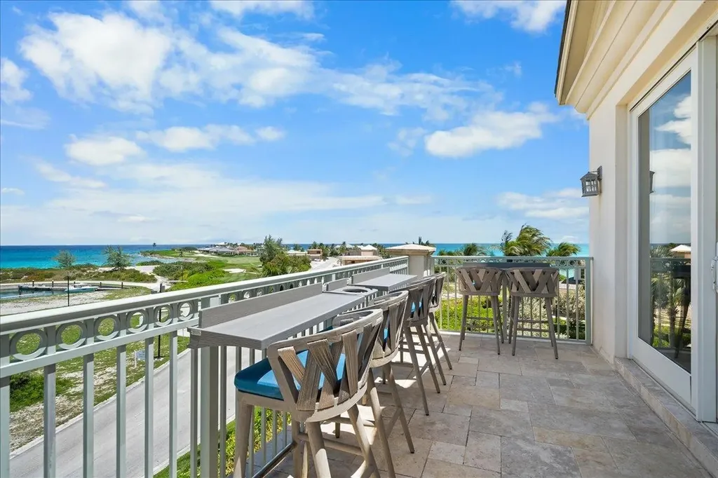 Penthouse Grand Isle Exuma BS