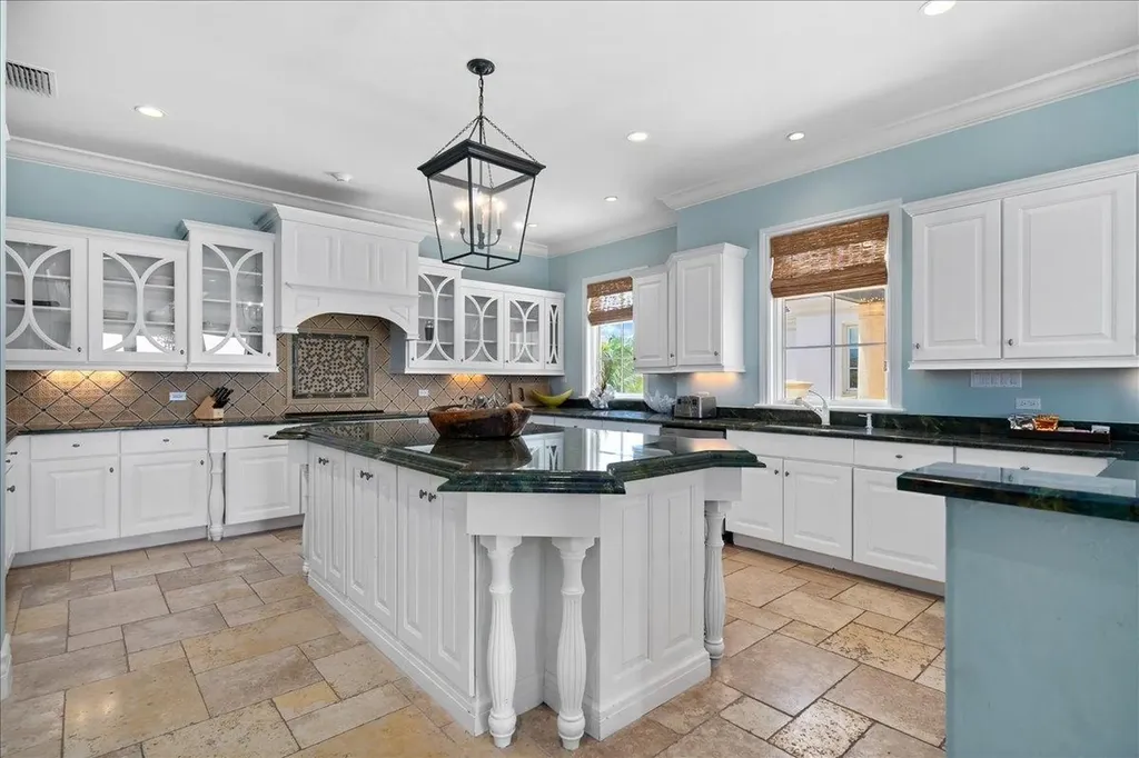 Penthouse Grand Isle Exuma BS