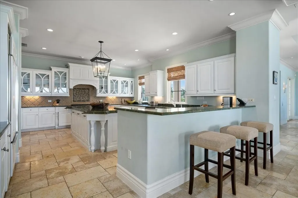 Penthouse Grand Isle Exuma BS