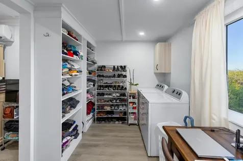 Scrub Hill Long Island BS