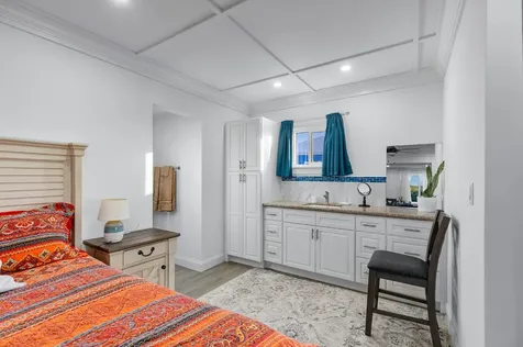 Scrub Hill Long Island BS