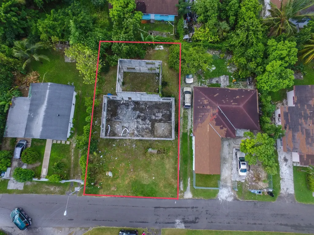 Barbados Rd, Golden Gates New Providence Paradise Island BS