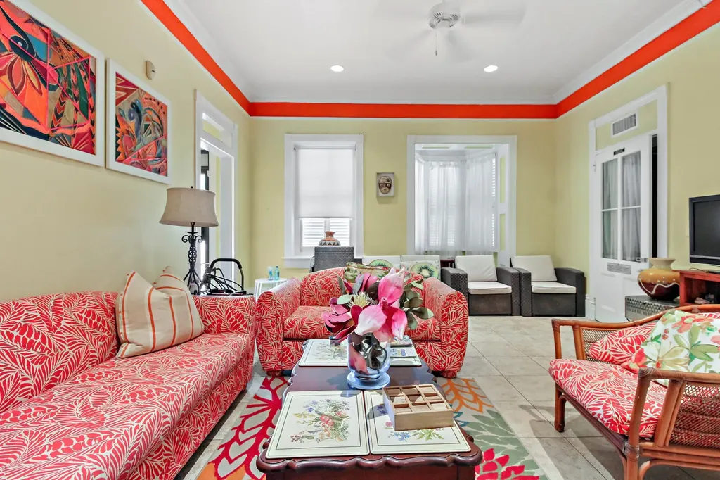 Elizabeth Avenue New Providence Paradise Island BS