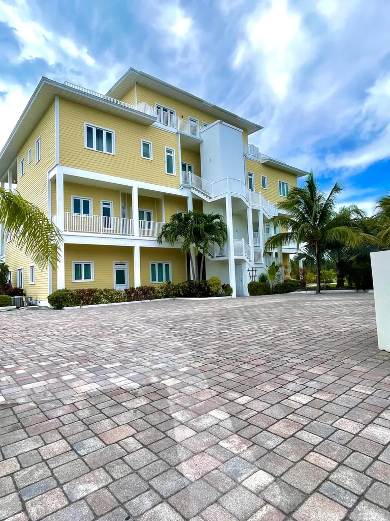 Lucaya Gardens Condo Grand Bahama Freeport BS