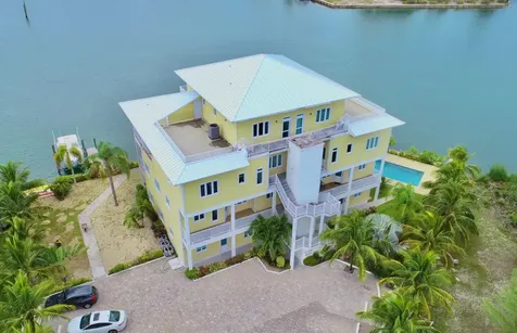 Lucaya Gardens Condo Grand Bahama Freeport BS