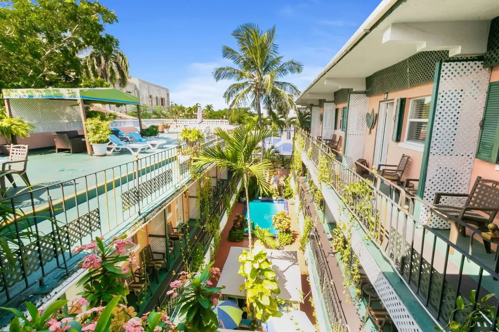 George Street 40 New Providence Paradise Island BS