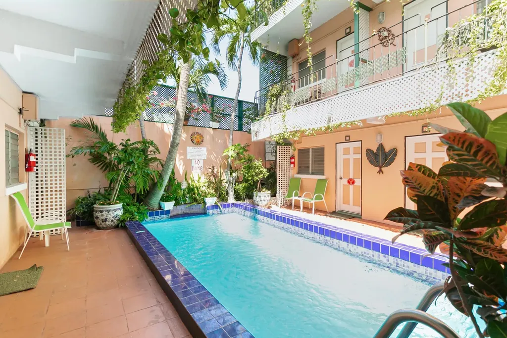 George Street 40 New Providence Paradise Island BS