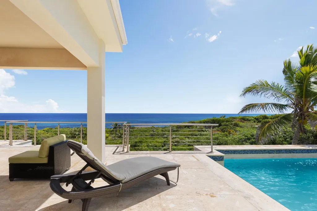 5 Bedroom 4.5 Bath House Long Island BS