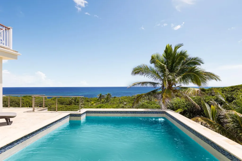 5 Bedroom 4.5 Bath House Long Island BS