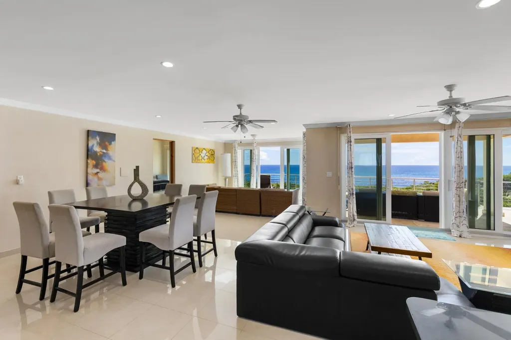 5 Bedroom 4.5 Bath House Long Island BS